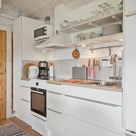 Stunning In With Kitchen בית נופש